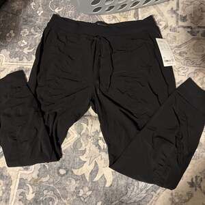 ATHLETA Attitude Mid Rise Jogger Women's Sz 2 Tall 2 T Black Pant #988416 NEW